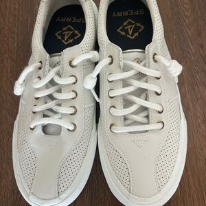 Sperry Women’s Perforated Sneakers
